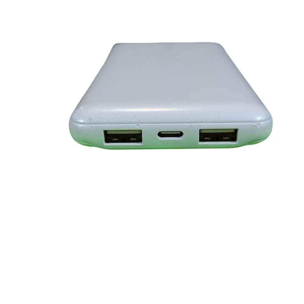 Aa6U Belkin BoostCharge Power Bank 10000mAh 2 Type-A / 1 Type-C Ports, White‎